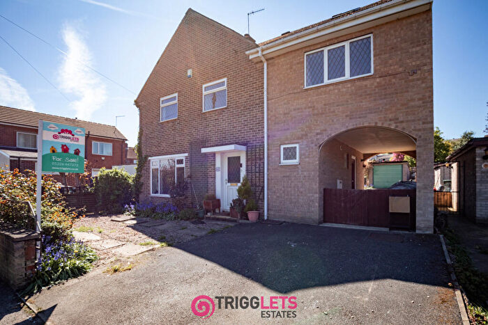 4 Bedroom Detached House For Sale In Cobcar Lane, Elsecar, Barnsley, S74