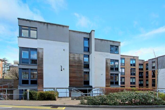 1 Bedroom Flat To Rent In Scott Avenue, Putney, SW15
