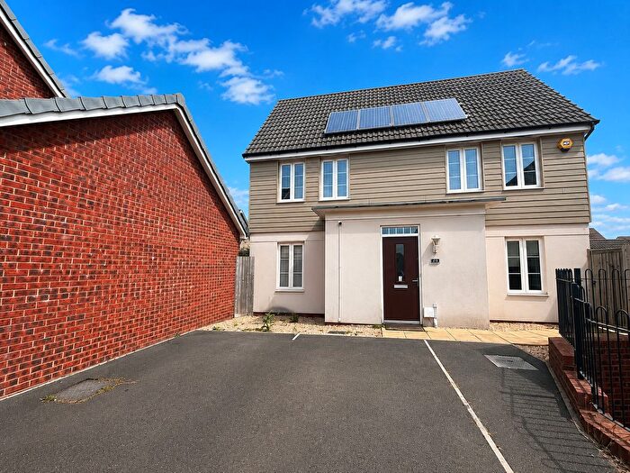 4 Bedroom Property To Rent In Hook Drive, Exeter, EX2