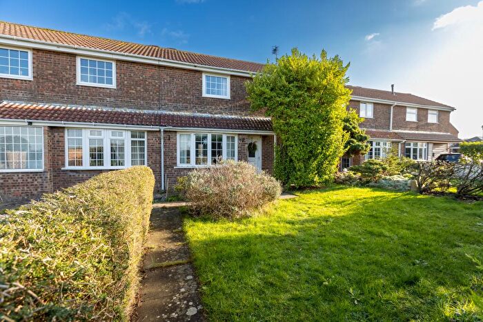 3 Bedroom Semi-Detached House For Sale In Fonmon Road, Rhoose, Barry, CF62