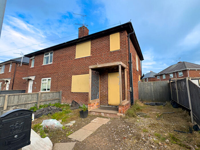 3 Bedroom Semi-Detached House For Sale In Irvings Crescent, Saltney, Chester, Flintshire, CH4
