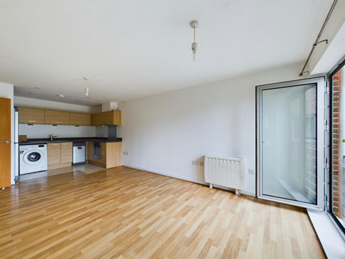 2 Bedroom Flat For Sale In Hamburg House, Cross Street, Portsmouth, Hampshire, PO1