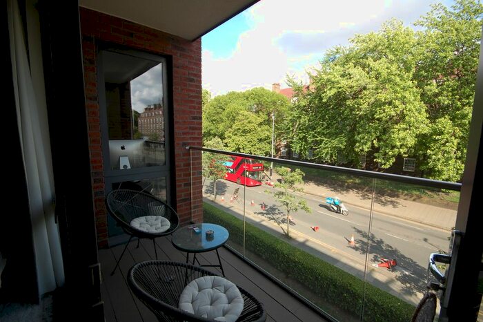 2 Bedroom Flat To Rent In Stewarts Road, London, SW8