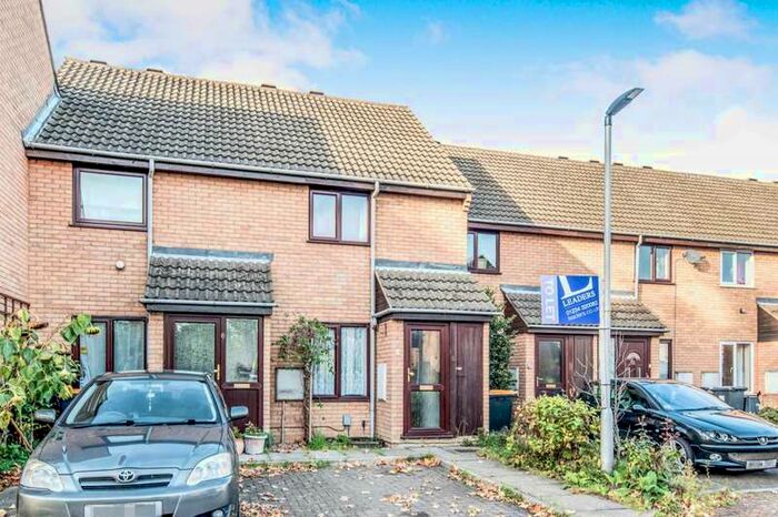 2 Bedroom Terraced House To Rent In Milne Row, Bedford, MK40