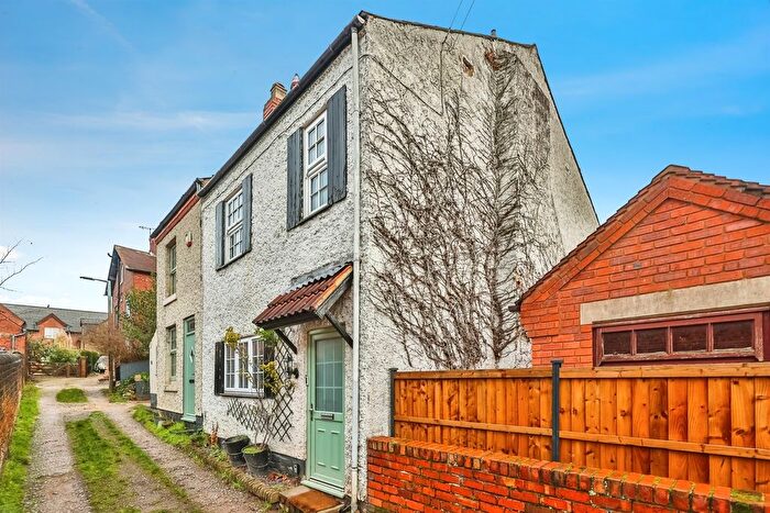 3 Bedroom Semi-Detached House For Sale In Critchs Flats, Kimberley, Nottingham, NG16