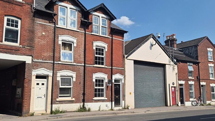3 Bedroom Town House To Rent In Castle Street, Salisbury, Wiltshire, SP1
