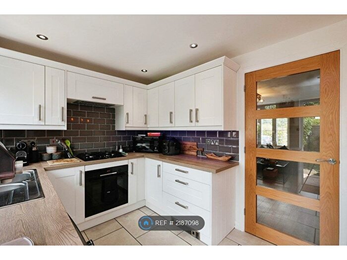 2 Bedroom Terraced House To Rent In Broom Field, Lightwater, GU18