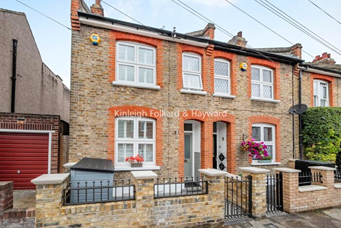 2 Bedroom End Of Terrace House To Rent In Adelaide Road, Chislehurst, BR7