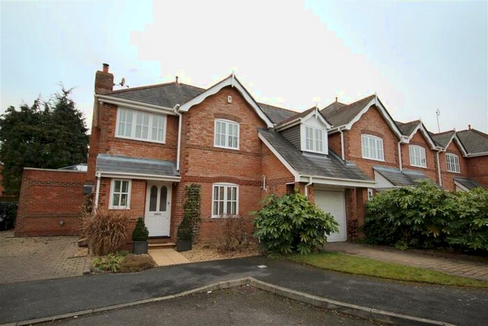 4 Bedroom End Of Terrace House To Rent In Old Mill Court, Twyford, Reading, Berkshire, RG10
