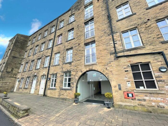 2 Bedroom Flat To Rent In Dean House Lane, Luddenden, Halifax, HX2