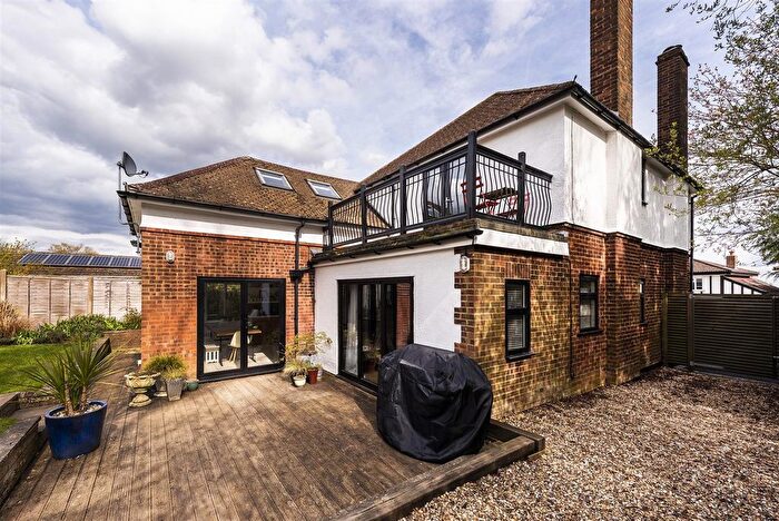 5 Bedroom Detached House For Sale In Leigh Road, Hildenborough, Tonbridge, TN11