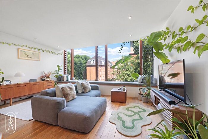 2 Bedroom Apartment To Rent In Old Nichol Street, London, E2