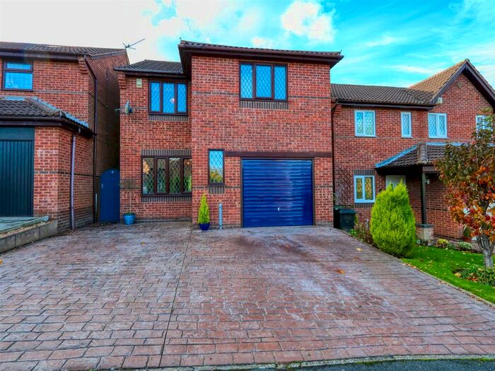 3 Bedroom Detached House To Rent In Harvest Way, Ashgate, Chesterfield, Derbyshire S42