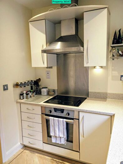 2 Bedroom Apartment To Rent In Newhall Court, George Street, Birmingham, B3