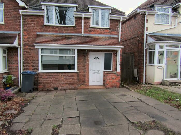 3 Bedroom Semi-Detached House To Rent In Bleakhill Road, Erdington, Birmingham, B23