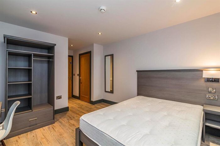 3 Bedroom Apartment To Rent In Howard Street, City Centre, Nottingham, NG1