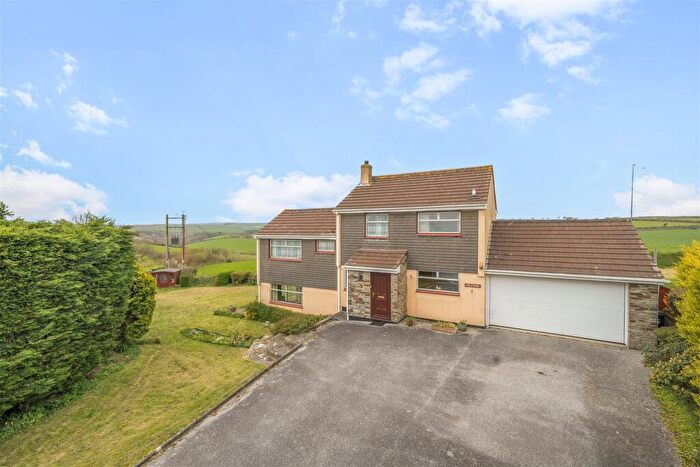 4 Bedroom Detached House For Sale In Manor Park, Duloe, Liskeard, PL14