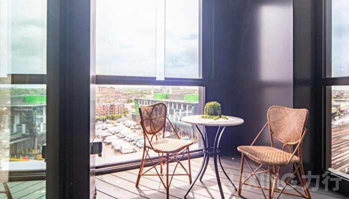 2 Bedroom Apartment To Rent In Charles Clowes Walk, Nine Elms, SW11