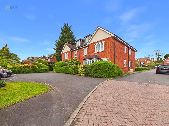 1 Bedroom Flat For Sale In Birmingham Road, Sutton Coldfield, B72
