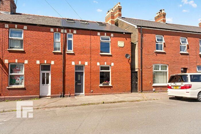 3 Bedroom Property For Sale In Queens Road, Penarth, CF64