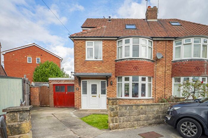 4 Bedroom Semi-detached House For Sale In Manor Park Grove, York, YO30