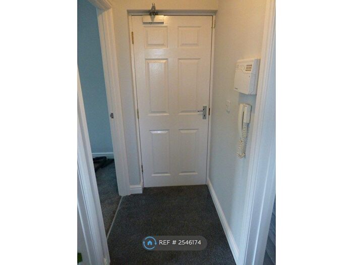 2 Bedroom Flat To Rent In Broad Street, Long Eaton, Nottingham, NG10