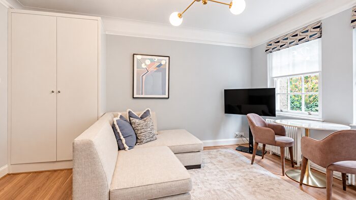 Studio To Rent In Pelham Court, London, SW3