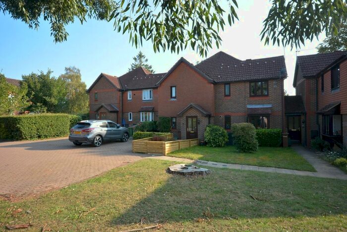 1 Bedroom Terraced House To Rent In Hawkenbury Mead, Tunbridge Wells, TN2