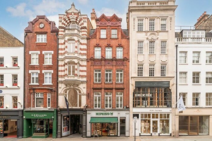 2 Bedroom Flat To Rent In New Bond Street, Mayfair, W1S