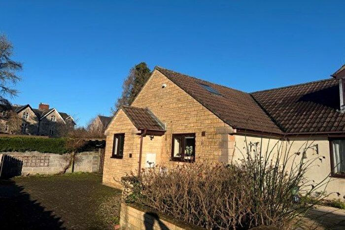 2 Bedroom Bungalow To Rent In Stuarts Close, Wells, BA5