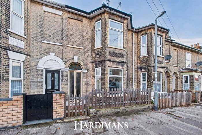 2 Bedroom House For Sale In Park Road, Lowestoft, NR32