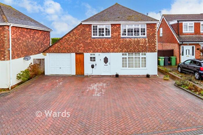 3 Bedroom Detached House For Sale In Norrington Road, Loose, Maidstone, Kent, ME15