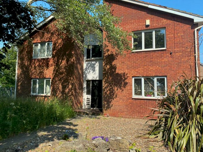 1 Bedroom Apartment To Rent In Welwyn Park Drive, HU6