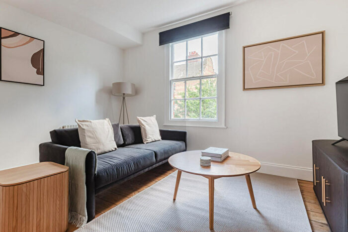 1 Bedroom Apartment To Rent In Palissy Street, London, , Uk, E2