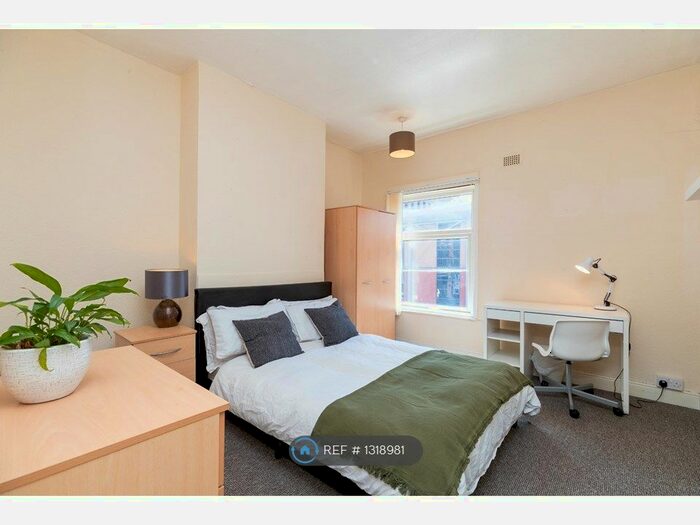 3 Bedroom Terraced House To Rent In Whitefriars Street, Coventry CV1