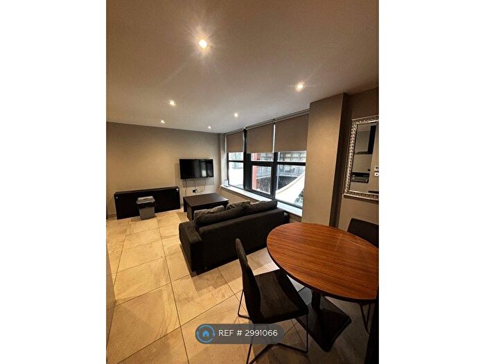 Studio To Rent In Trafalgar House, Leeds, LS1