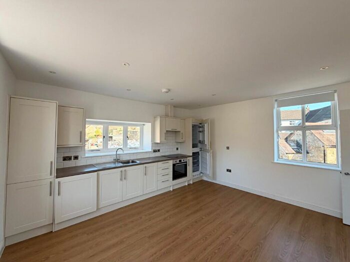 2 Bedroom Apartment To Rent In High Street, Bruton, Somerset, BA10