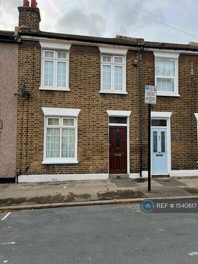 2 Bedroom Terraced House To Rent In Percy Road, London, SE25