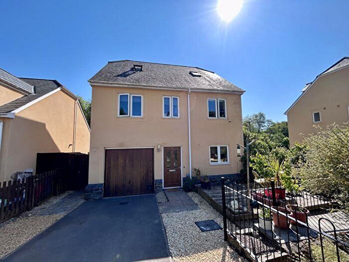 4 Bedroom Detached House For Sale In Coed Y Brenin, Abergavenny, NP7
