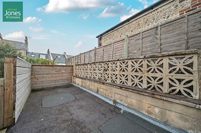 Property To Rent In Brighton Road, Worthing, West Sussex, BN11