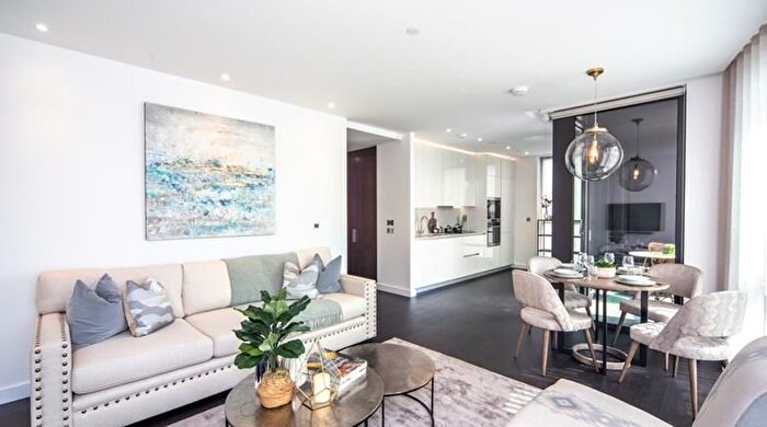 2 Bedroom Flat To Rent In Thornes House, Charles Clowes Walk, Vauxhall, London, SW11