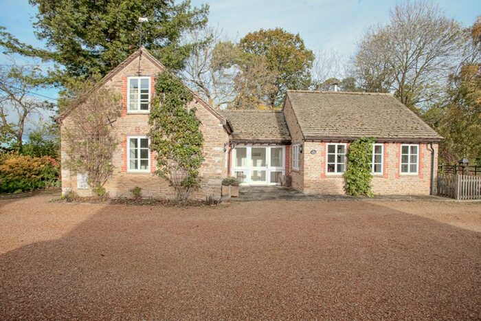 3 Bedroom Cottage To Rent In Tucks Lane, Longworth, Abingdon, OX13