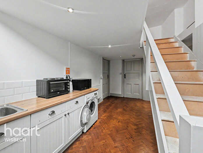 2 Bedroom Apartment For Sale In Castle Mews, Wisbech, PE13