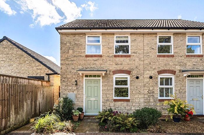 2 Bedroom Semi-Detached House For Sale In Brandown Close, Temple Cloud, BS39