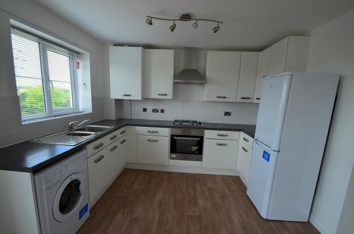2 Bedroom Flat To Rent In Frederick Drive, Walton, Peterborough, PE4