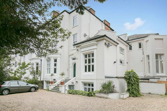 1 Bedroom Flat To Rent In Park Hill, Clapham, London, SW4