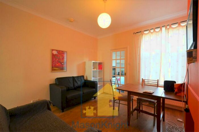 3 Bedroom Terraced House To Rent In Milner Road, Selly Oak, B29