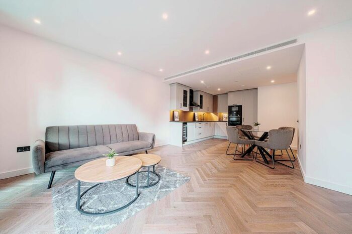 2 Bedroom Flat To Rent In Merino Gardens, London Dock, E1W