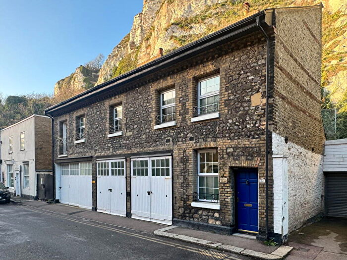 2 Bedroom Detached House For Sale In East Cliff, Dover, Kent, CT16