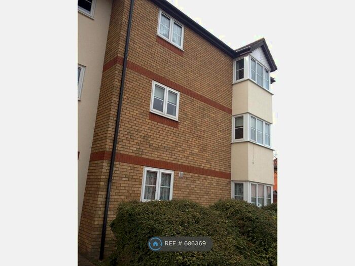 1 Bedroom Flat To Rent In Constance Close, Witham, CM8